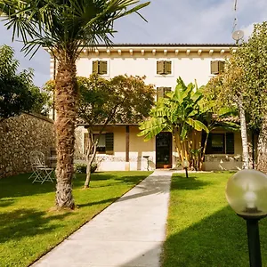  Bed & Breakfast Antico Borgo Marcemigo Italia