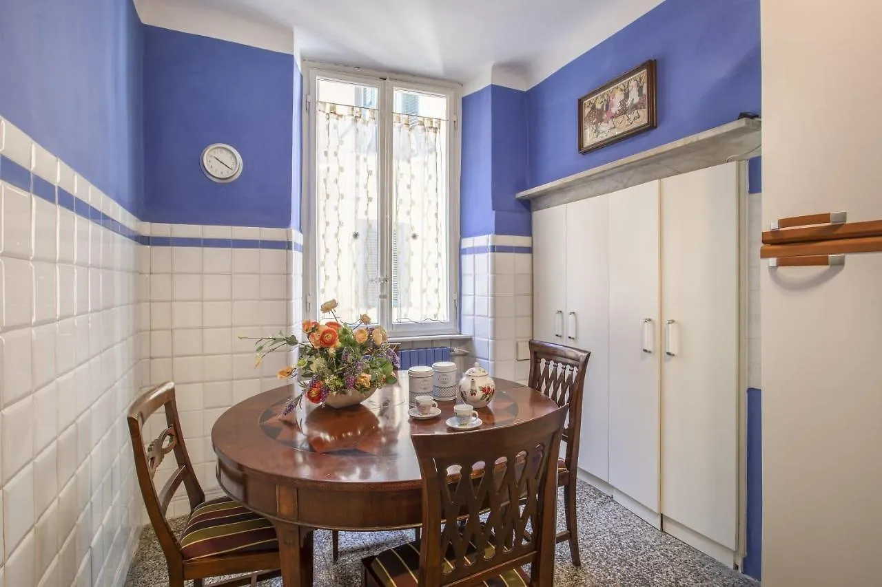 לוקה Rooms Corte Delle Uova Centro Storico Piazza San Michele איטליה