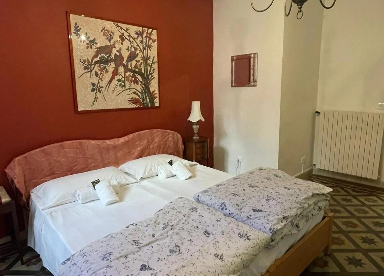 בית הארחה לוקה Rooms Corte Delle Uova Centro Storico Piazza San Michele